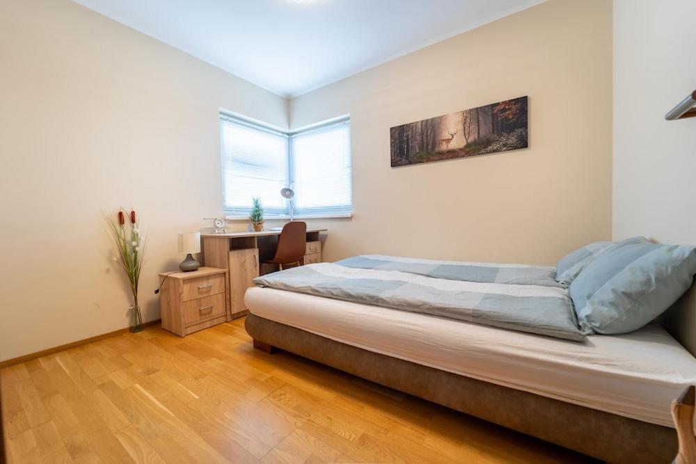 Abg House Ecser Zewnętrze zdjęcie